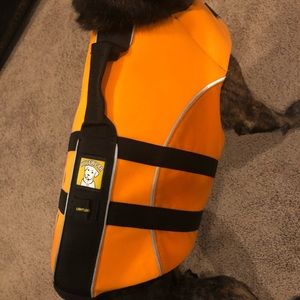 Ruffwear dog life jacket small